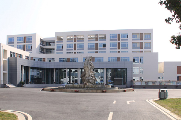 靖江中等专业学校：详尽位置与便捷交通指南