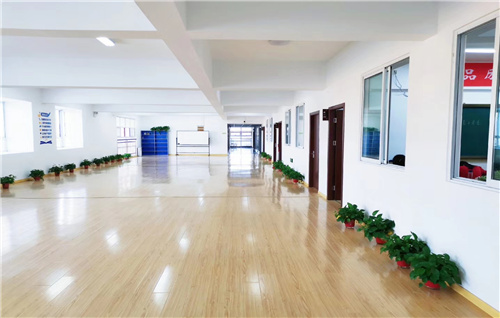 泰州市凤凰艺术学校：收费标准明晰，奖助政策全面解析